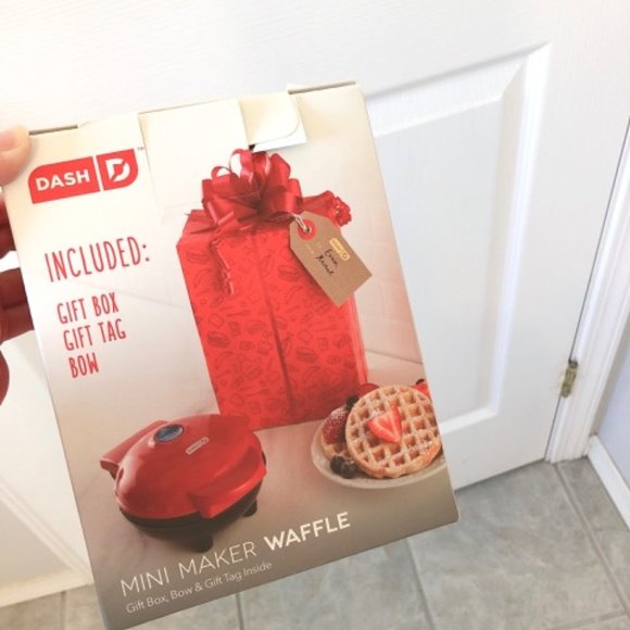 Mini Waffle Maker Red NEW - Picture 2 of 3